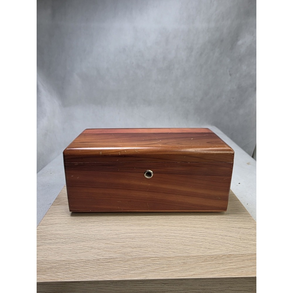 Vintage - LANE Cedar Chests Wooden Box No Key - Presented by Crown Furniture Co